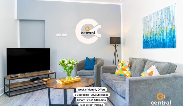 Sandeman by CENTRAL SERVICED APARTMENTS - 2 Bedroom - FREE Street Parking - Fast WiFi - Smart TVs in All Rooms - Ground Level - Family Neighbourhood - 3 x Double Beds - Heating 24-7 - Trade Stays - Weekly & Monthly Offers