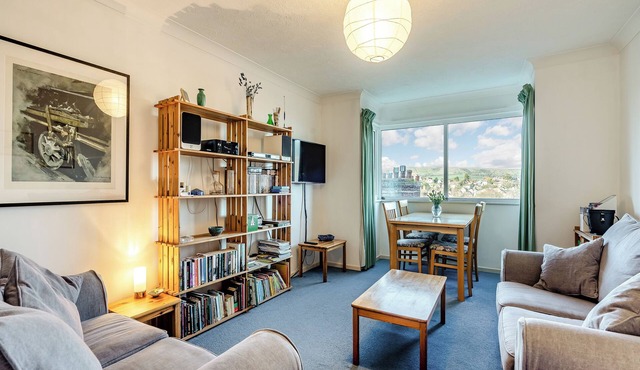 Sandringham Court Flat 4