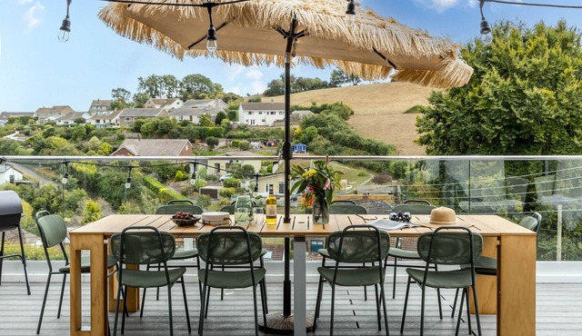 Sea Holly House – Luxury Coastal Retreat with Panoramic Sea Views in Beer