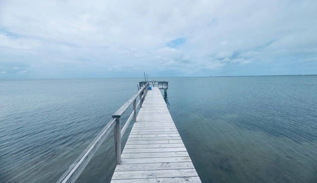 Sea La Vee Waterfront 4BR Retreat in Buxton, NC