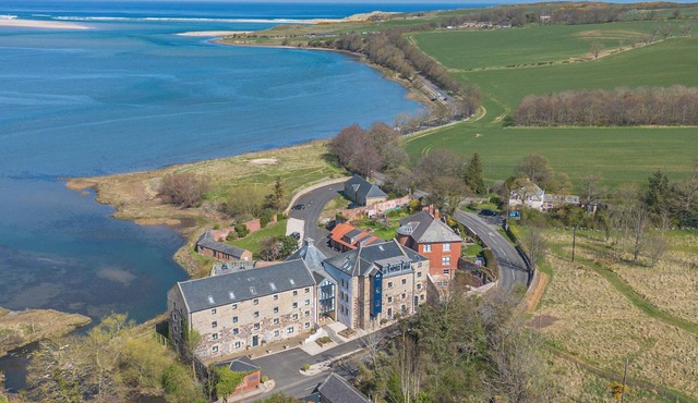 Seal Bay - Two Bedroom House, Sleeps 4