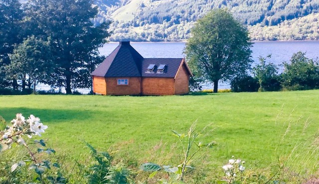 Seal Point Cabin - Luxury Glamping