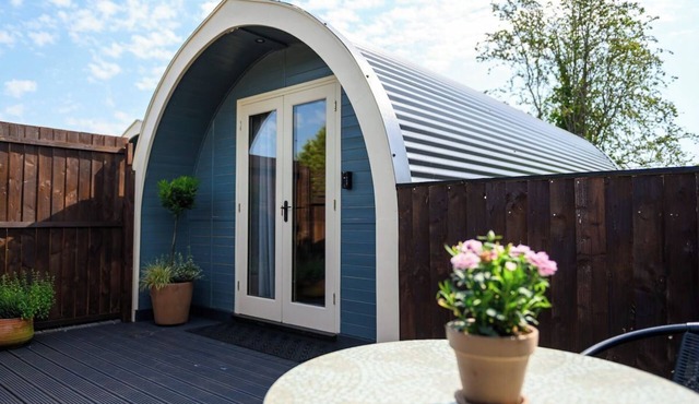 Shepherd's Hut Lodge
