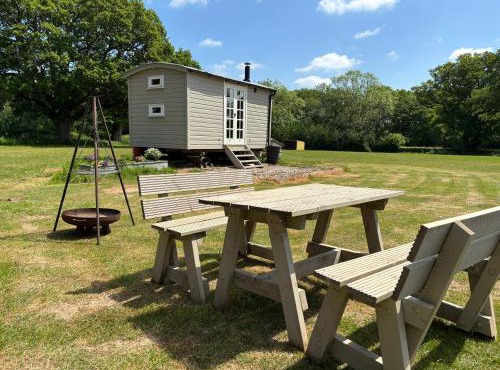 Shepherds Hut 2