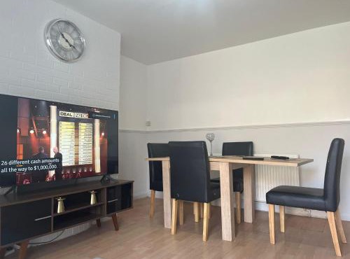 Shortlet express, Spacious 3bedroom house, 6 beds in Tilbury