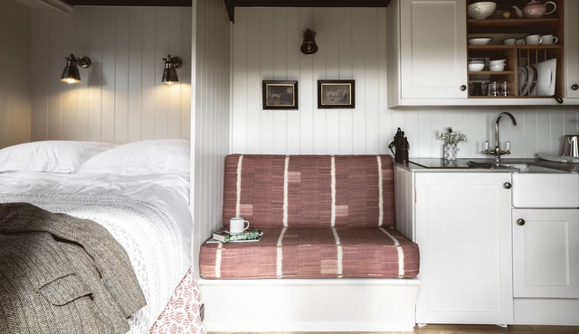 Situated in Tulliemet valley on an old shepherd’s hill track, our huts enjoy breathtakingly long vie