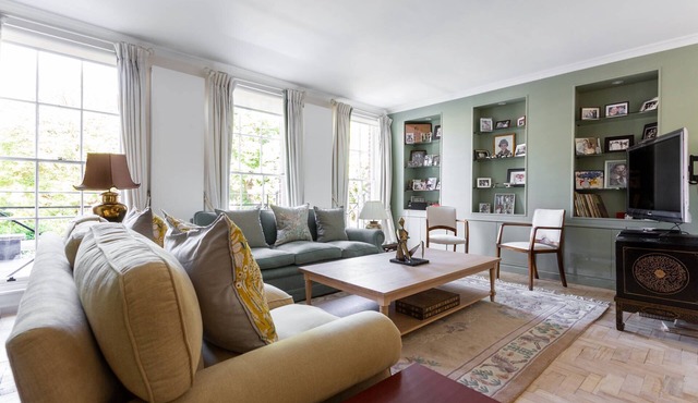 Somerset Square by onefinestay