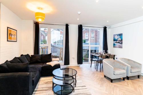 Spacious 2 Bedroom Apartment in Central Tonbridge