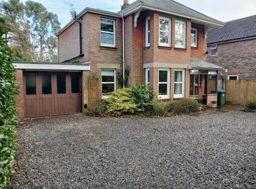 Spacious 3BR Home with Garden & Parking
