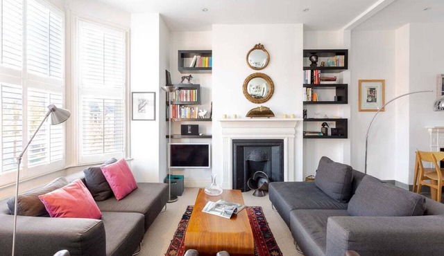 Spacious Apartment near Portobello Road