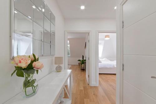 Spacious Two Bed loft Apartment in Birchanger