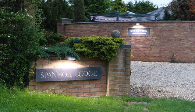 Spanhoe Lodge - B&B