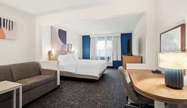 Spark by Hilton Moline Quad Cities in Moline