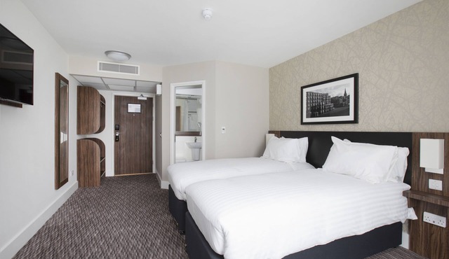 Spring River Ebbsfleet by Marston's Inns
