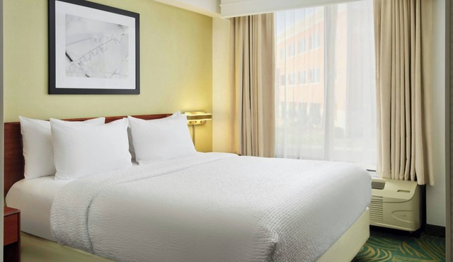 SpringHill Suites by Marriott Chicago Southwest at Burr Ridge/Hinsdale in Burr Ridge