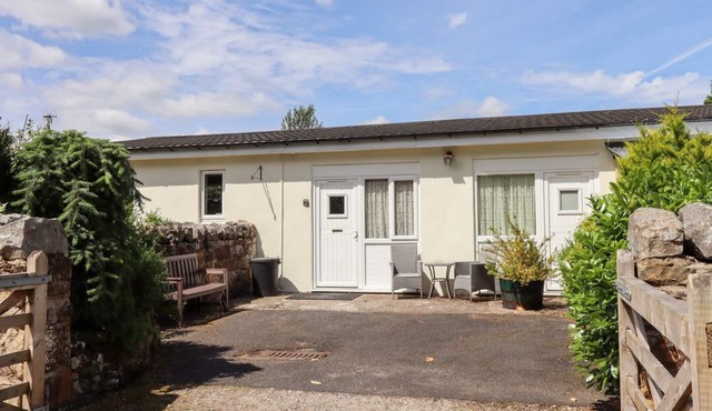Stable Cottage, Otterburn. TV.