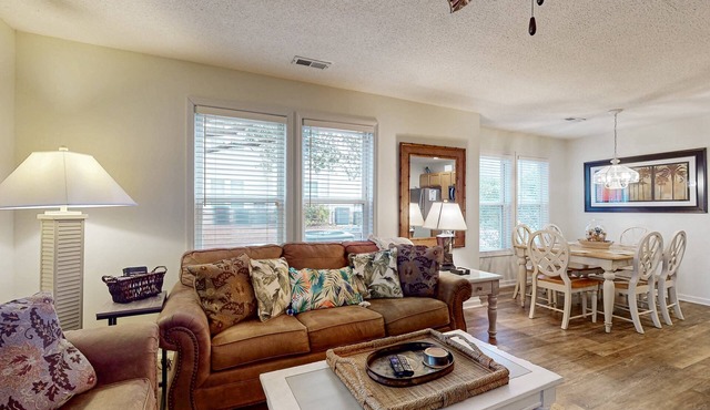 STJ22 A&B: Coastal Condo with golf course view and shared pool access