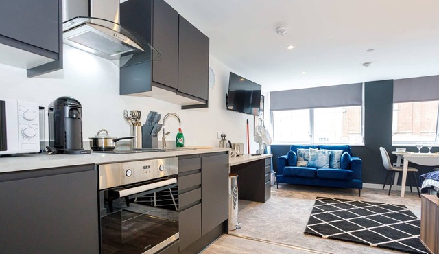 Stoke-on-Trent Studio - Central Location