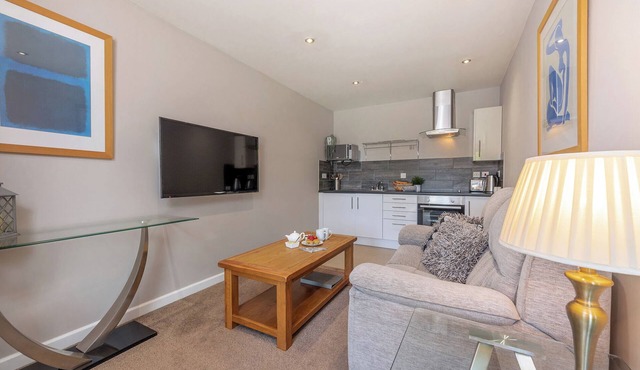 Studio 3 - Ground floor self catering fully equipped studio with patio area