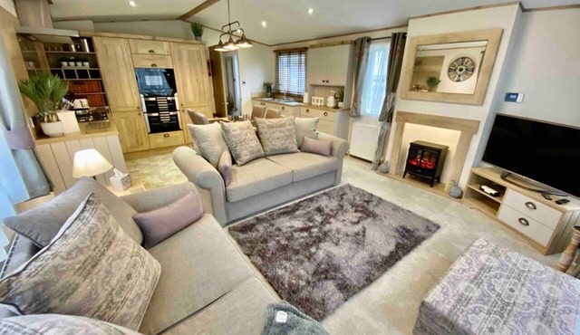 Stunning 2-Bed Holiday lodge Nr Padstow