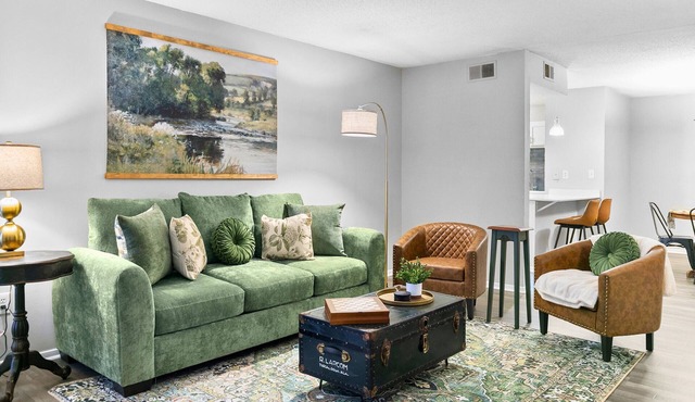 Stylish Birmingham Retreat Near UAB - King Bed