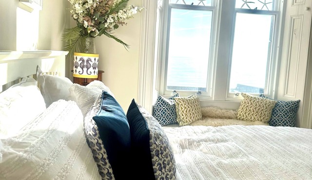 Stylish Elie Beach Retreat sea-view and Sunny deck