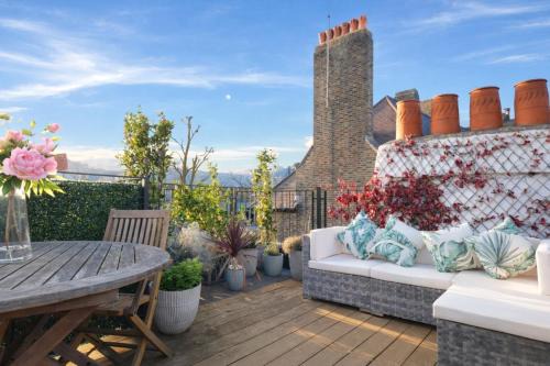 Stylish Highgate 2-bed Apt Sunny Roof Terrace & Quiet Street