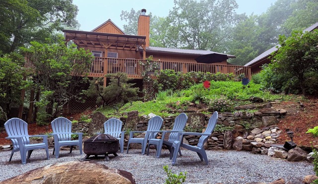 Summer is Here! It’s Hiking Season! Long Range Views with Hot Tub!