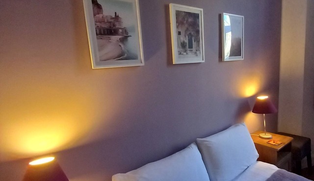 Sunny apartment in central Edinburgh