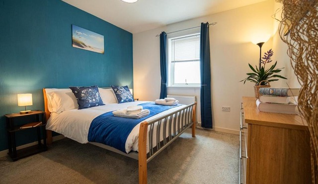 Surfer 2Bed GF Flat Central Thurso, Parking, Fibre