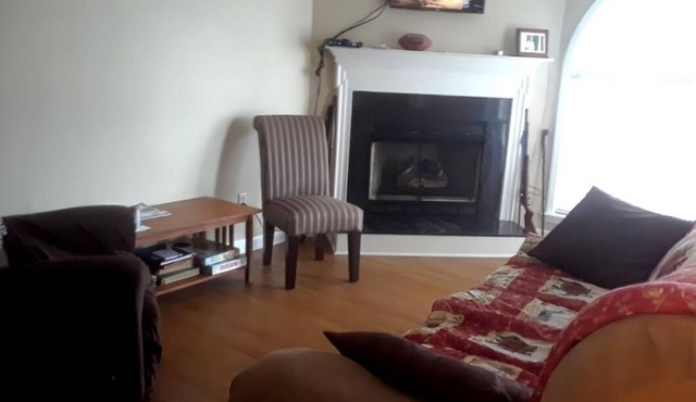 Tater's Townhome is a cozy 1-bedroom condo with AC, TV no wifi on the 1st Floor