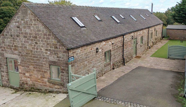 THE BARN, family friendly, with open fire in Wirksworth