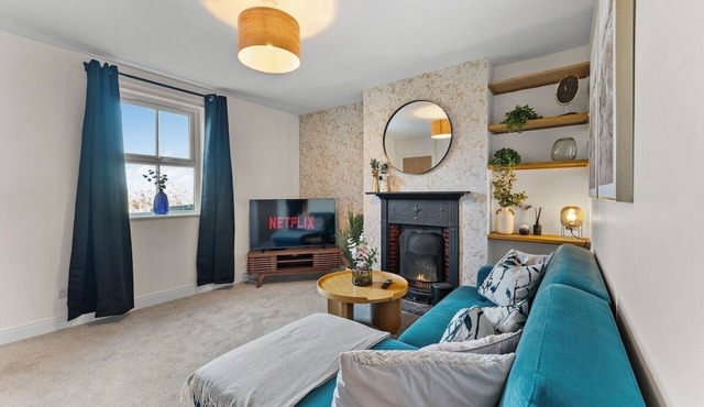 The Bath Cotswolds Rural Retreat - Sleeps 14