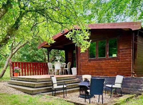 The Cabin at The Oaks