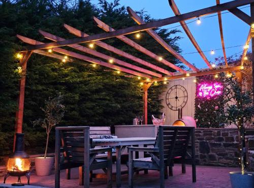 The Chase, Luxury Hot Tub Retreat, Pets Welcomed