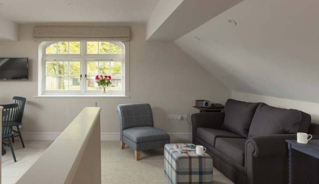 The Clock House - a cosy 1-bedroom apartment with beautiful views.