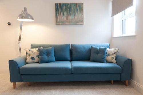 The Comet - A Home with 4 Bedrooms and 3 Bathrooms near Alton Towers for You