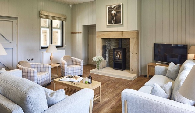 The Filly - Three Bedroom Apartment, Sleeps 6