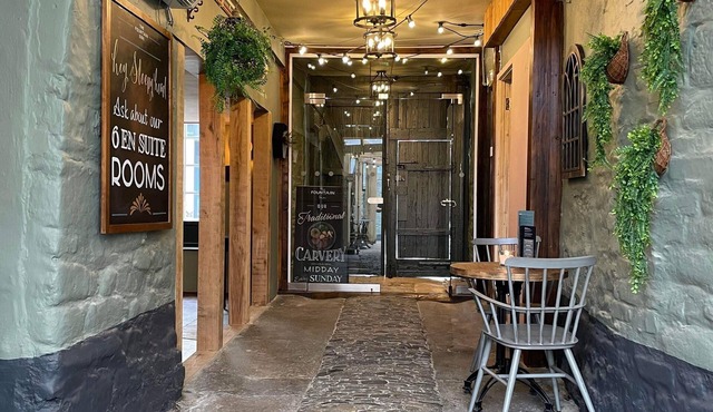 The Fountain Inn