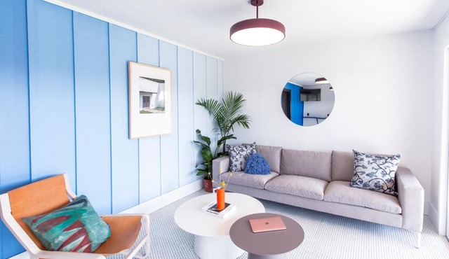 The Iris Motel