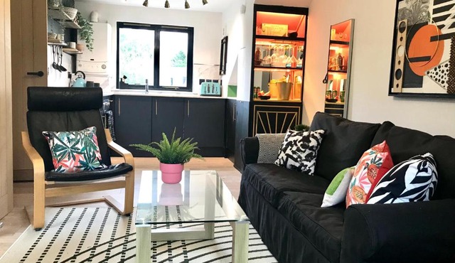 THE MORNINGSIDE APARTMENT Charming stylish apartment in the centre of Innerleithen