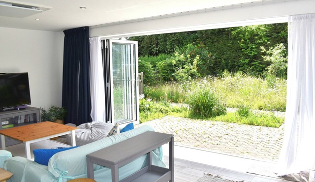 The Shed at The White House is a dog friendly annexe, nestled in the picturesque village of Hunston.