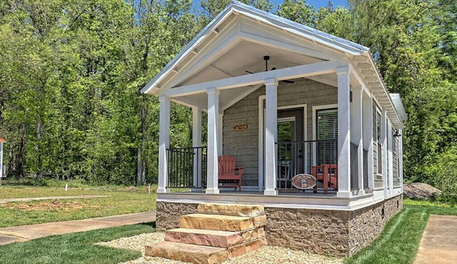 Tiny Home at Sugar Mill Creek on Lake Burton, Georgia in Clarkesville