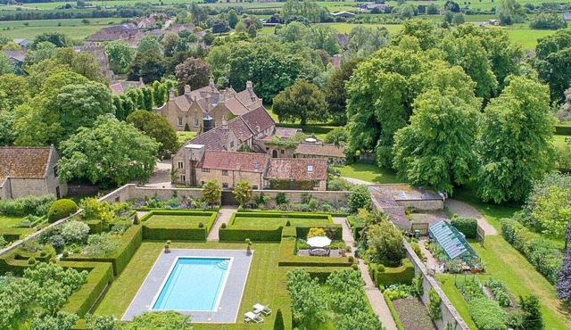 Tormarton Court