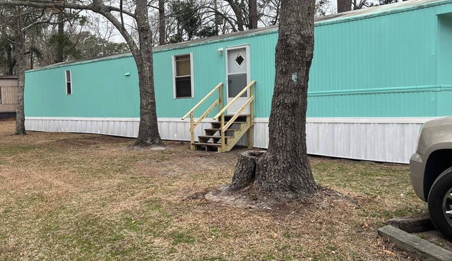 Tranquil 2-bedroom mobile home minutes from Emerald Isle and Swansboro