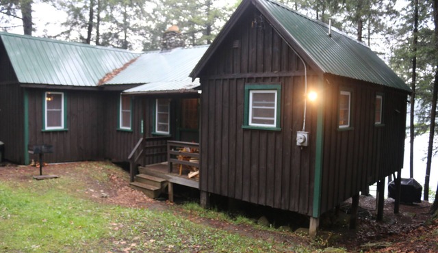 Tranquil, Peaceful, Secluded Piece Of Paradise on a Crystal Clear Lake in Benson