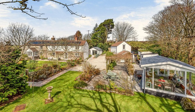 Tresowes Green Cottage