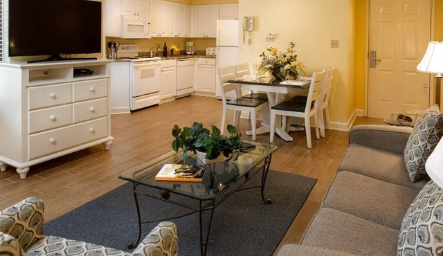 Two Stylish 2BR Vacation Home w/Modern Kitchen, Pool and Outdoor Dining