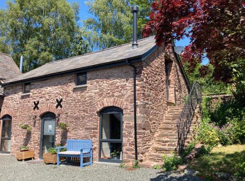 Ty Bach Coch