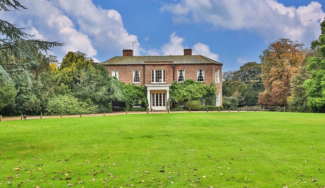 Walcot Hall